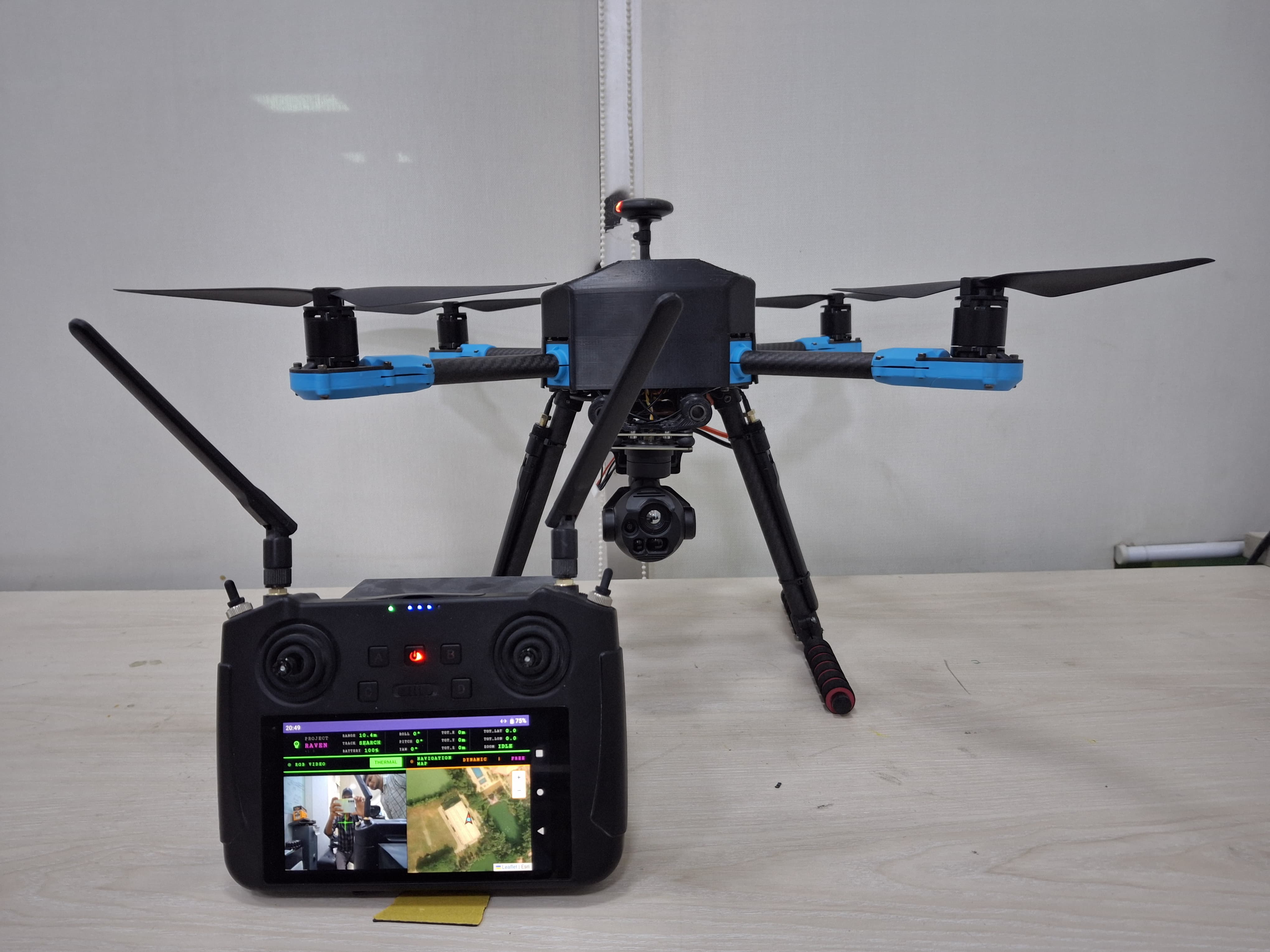 UAV multi-payload platform